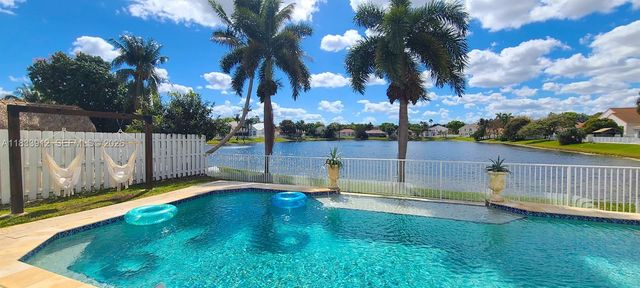 3460 SW 52nd Street, Hollywood, FL 33312