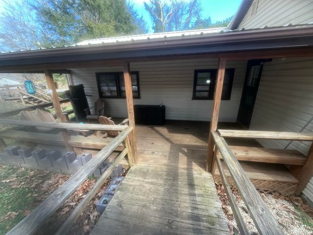 33 James River TER, Buchanan, VA 24066