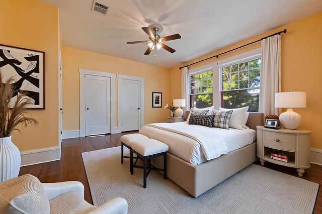 39 Chalmers Ave, Austin, TX 78702
