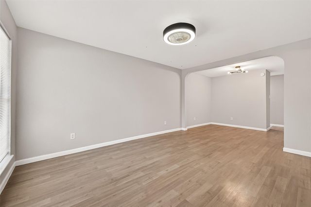 5625 Antoine Drive 1203, Houston, TX 77091