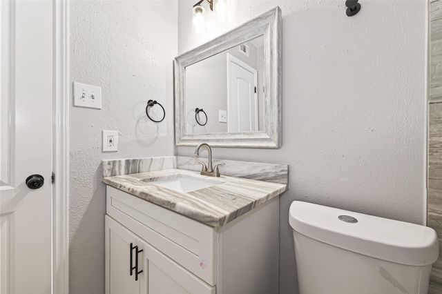 5625 Antoine Drive 1203, Houston, TX 77091