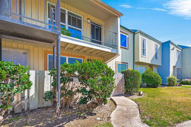 5625 Antoine Drive 1203, Houston, TX 77091