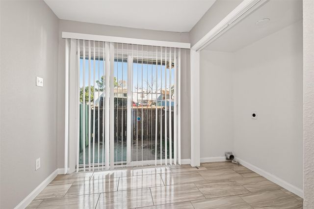 5625 Antoine Drive 1203, Houston, TX 77091