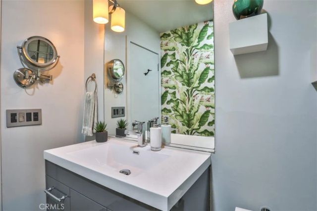 5322 Marina Pacifica South, Long Beach, CA 90803