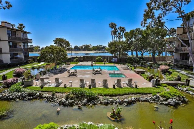 5322 Marina Pacifica South, Long Beach, CA 90803