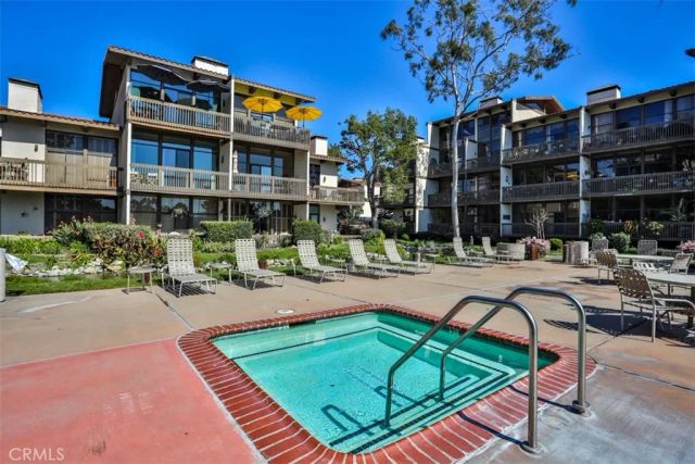 5322 Marina Pacifica South, Long Beach, CA 90803