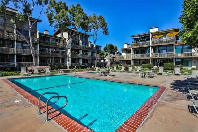 5322 Marina Pacifica South, Long Beach, CA 90803