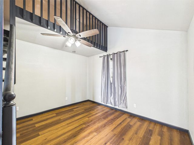 4607 Swan Street, Hitchcock, TX 77563