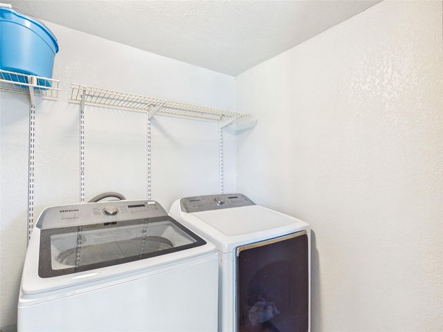 4607 Swan Street, Hitchcock, TX 77563