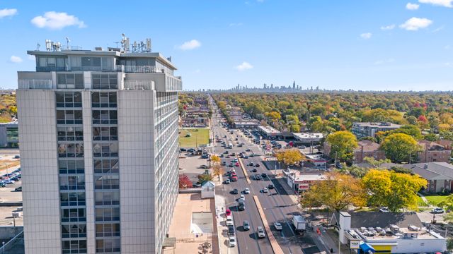 7234 W North Avenue 1802, Elmwood Park, IL 60707