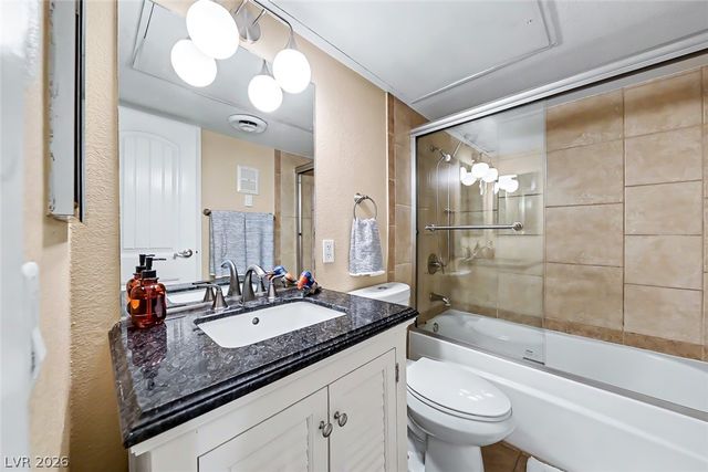 3173 Pinehurst Drive C, Las Vegas, NV 89109