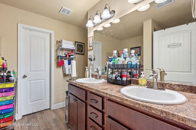 8709 Arendale Drive, Southaven, MS 38671