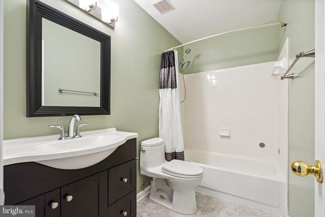 7035 FIELDHURST CT, Alexandria, VA 22315