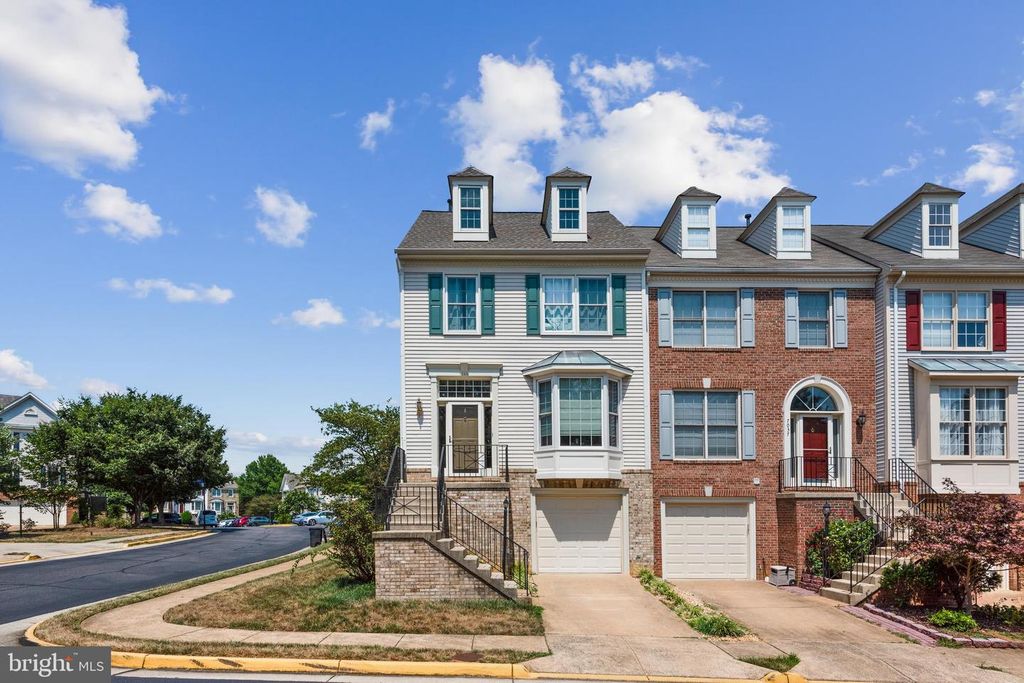 7035 FIELDHURST CT, Alexandria, VA 22315