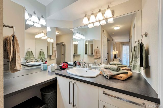 9170 E Arbor Circle C, Englewood, CO 80111