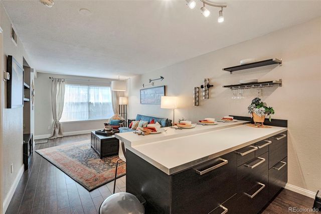 9170 E Arbor Circle C, Englewood, CO 80111