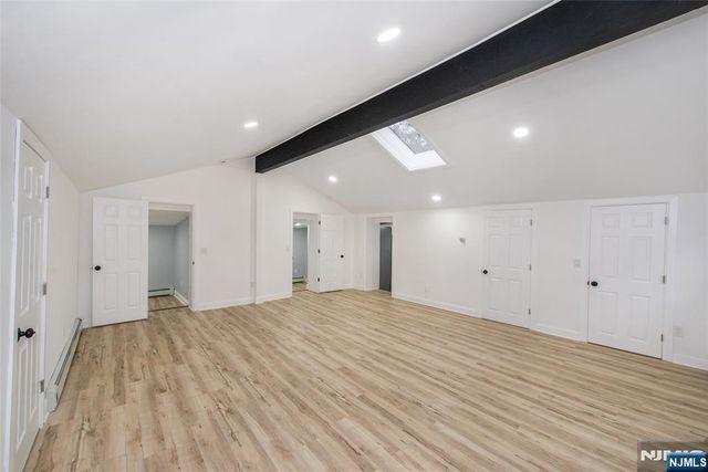 25 Setting Sun Trail, West Milford, NJ 07480