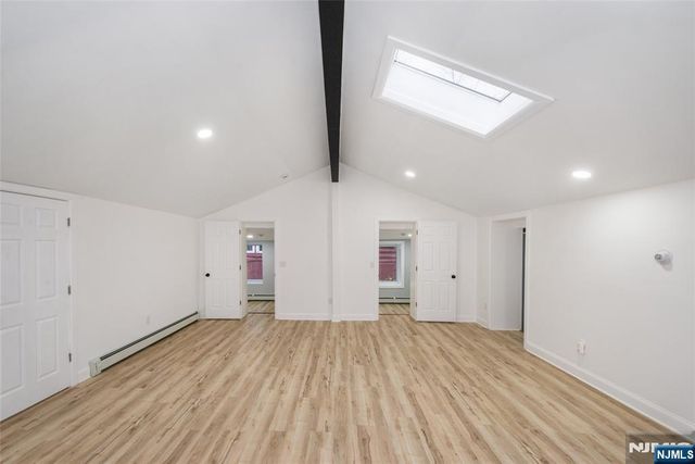 25 Setting Sun Trail, West Milford, NJ 07480