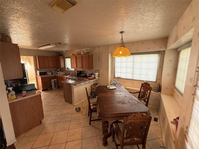 6830 Lost Thicket Drive, Houston, TX 77085