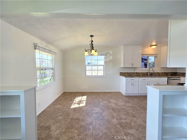 5611 Orange Ave, Cypress, CA 90630