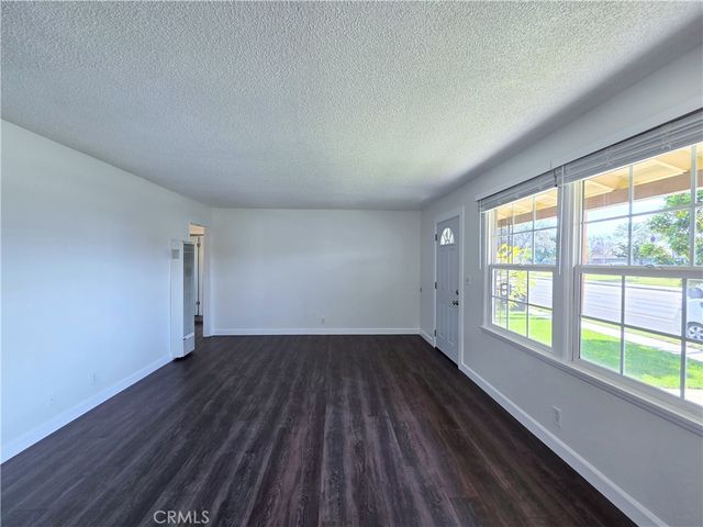 5611 Orange Ave, Cypress, CA 90630