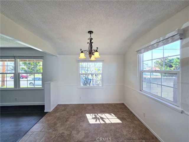 5611 Orange Ave, Cypress, CA 90630