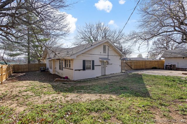 505 N Cimarron Avenue, Drumright, OK 74030