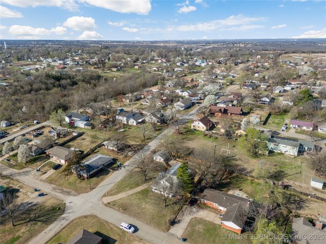 505 N Cimarron Avenue, Drumright, OK 74030