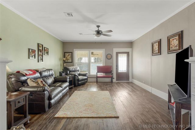 505 N Cimarron Avenue, Drumright, OK 74030