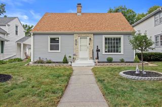8514 W Center STREET, Milwaukee, WI 53222