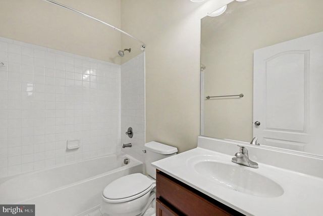 12 LAMPLIGHTER LN, Stafford, VA 22554