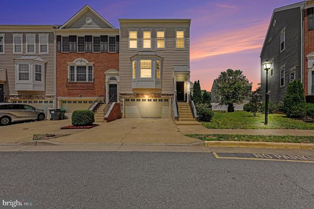 12 LAMPLIGHTER LN, Stafford, VA 22554