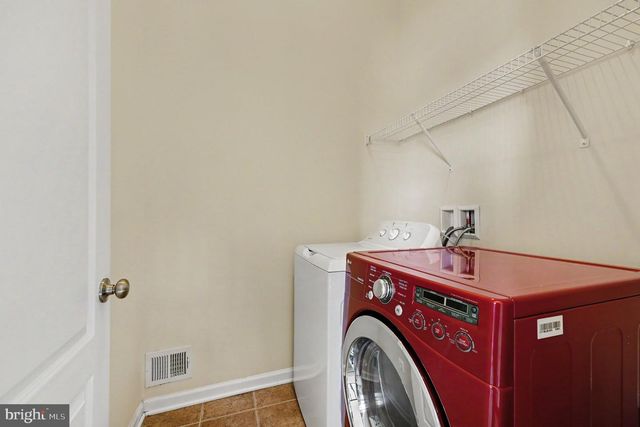12 LAMPLIGHTER LN, Stafford, VA 22554