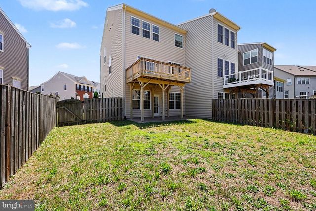 12 LAMPLIGHTER LN, Stafford, VA 22554