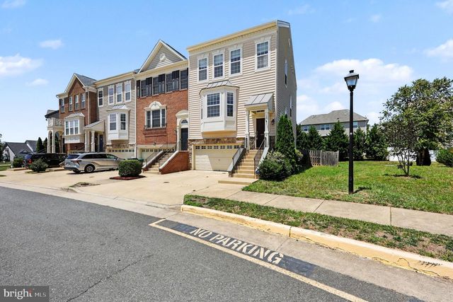 12 LAMPLIGHTER LN, Stafford, VA 22554