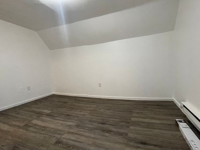 263 Jefferson Street 3rd floor, Bridgeport, CT 06607