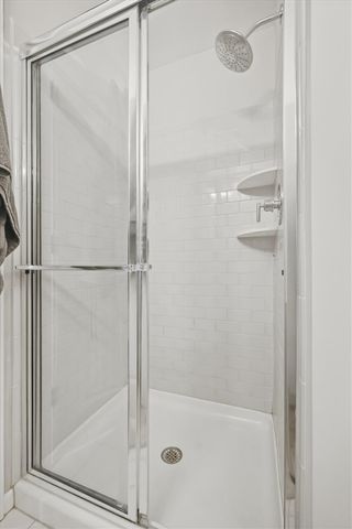 485 Jenny Way, Brighton, MI 48116
