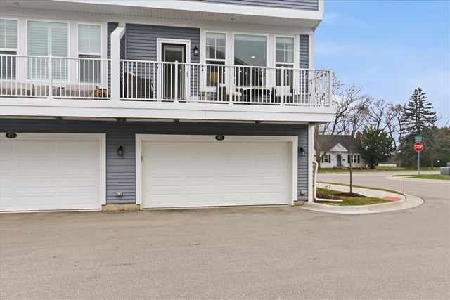 485 Jenny Way, Brighton, MI 48116