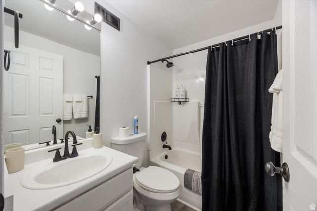 1453 W LANCELOT DR, West Valley City, UT 84119