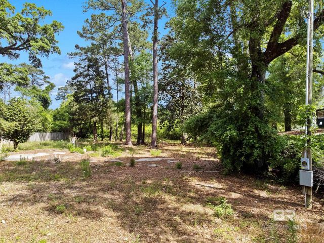 7201 Helton Drive, Foley, AL 36535