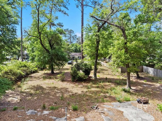 7201 Helton Drive, Foley, AL 36535