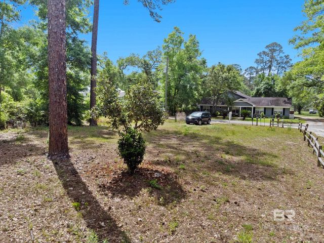 7201 Helton Drive, Foley, AL 36535