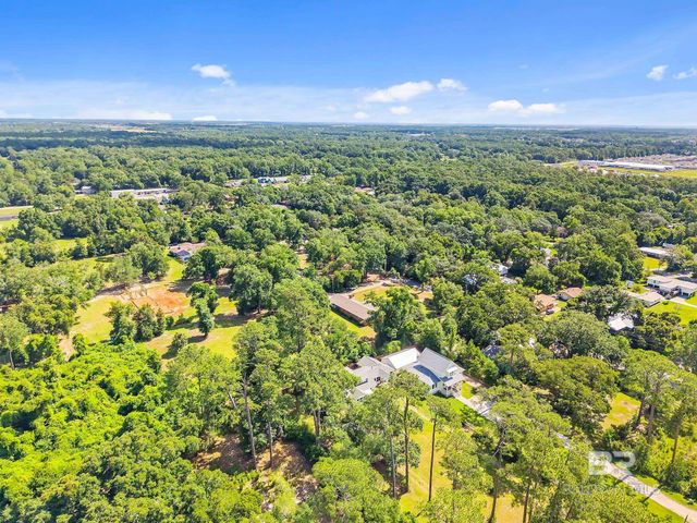 7201 Helton Drive, Foley, AL 36535