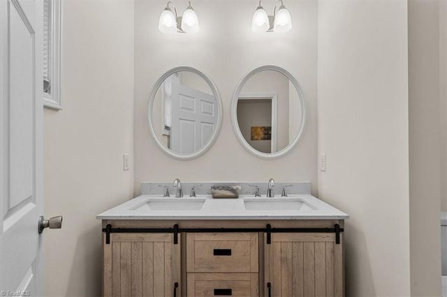 490 W Dameron Avenue, Liberty, NC 27298