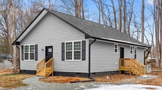 490 W Dameron Avenue, Liberty, NC 27298
