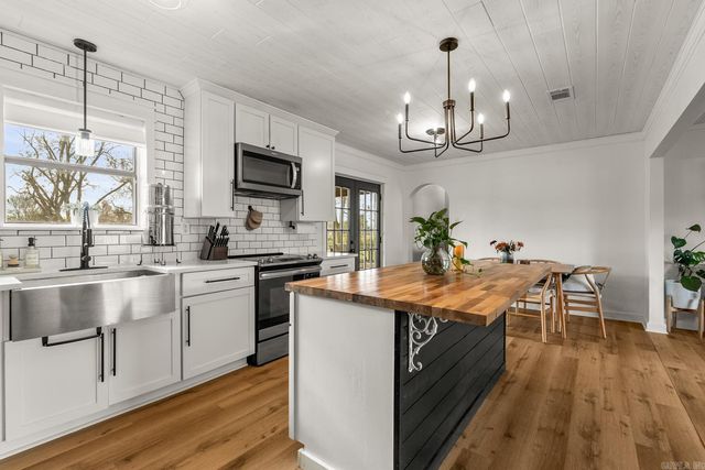 14420 Upper Steel Bend Road, Scott, AR 72142