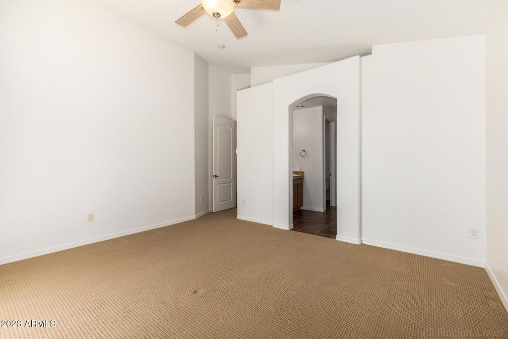 Image 19 of property listing at 2313 E DOGWOOD Drive, Chandler, AZ 85286