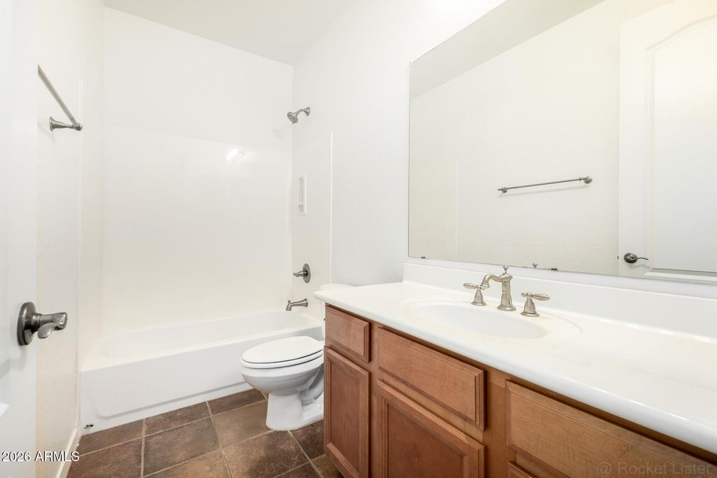 Image 32 of property listing at 2313 E DOGWOOD Drive, Chandler, AZ 85286