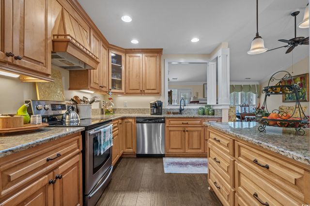 1523 27th Ave. N, North Myrtle Beach, SC 29582