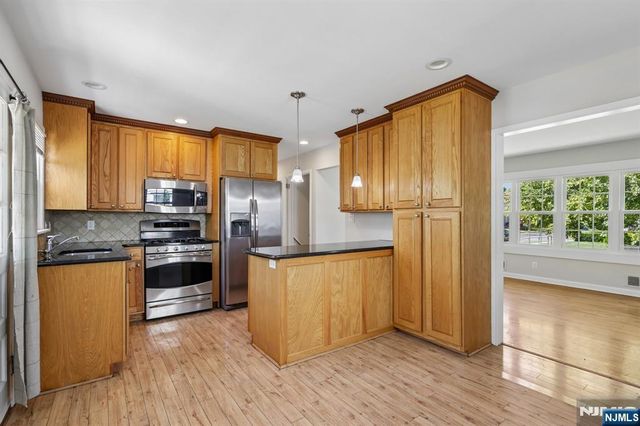 251 Main Street, East Rutherford, NJ 07073